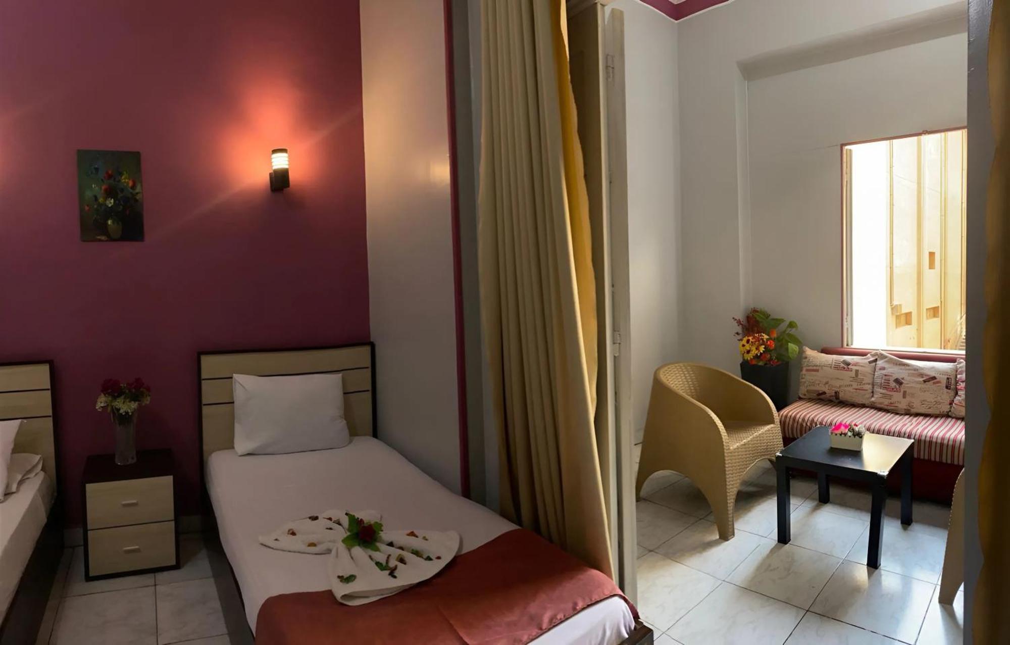 Hostgram Hotel Cairo Exterior photo