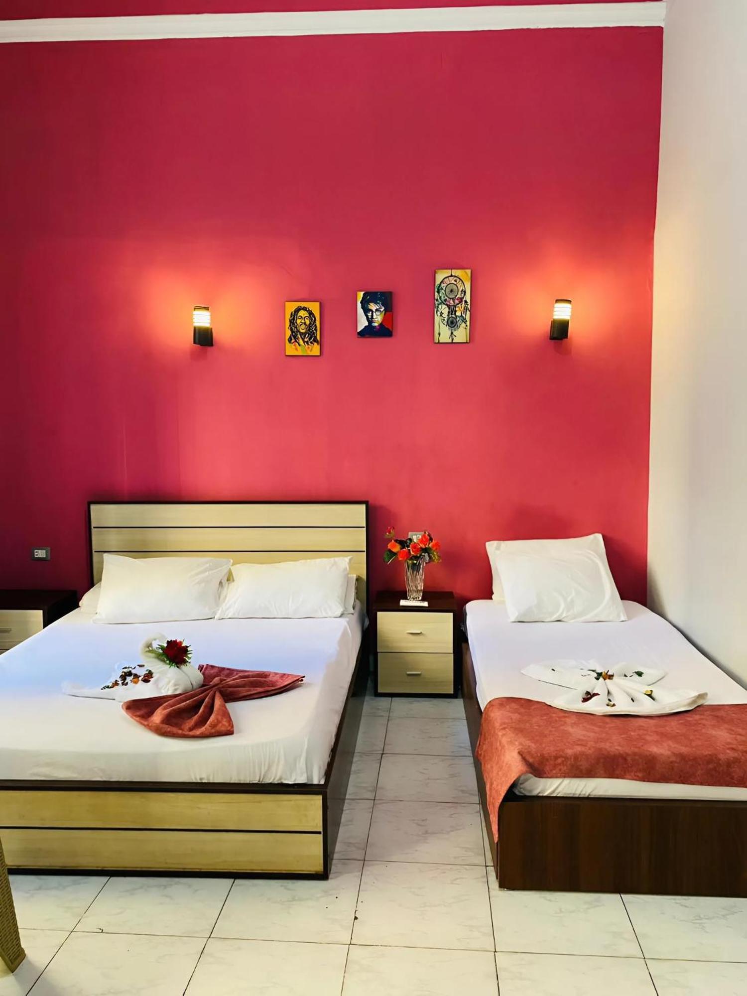 Hostgram Hotel Cairo Exterior photo