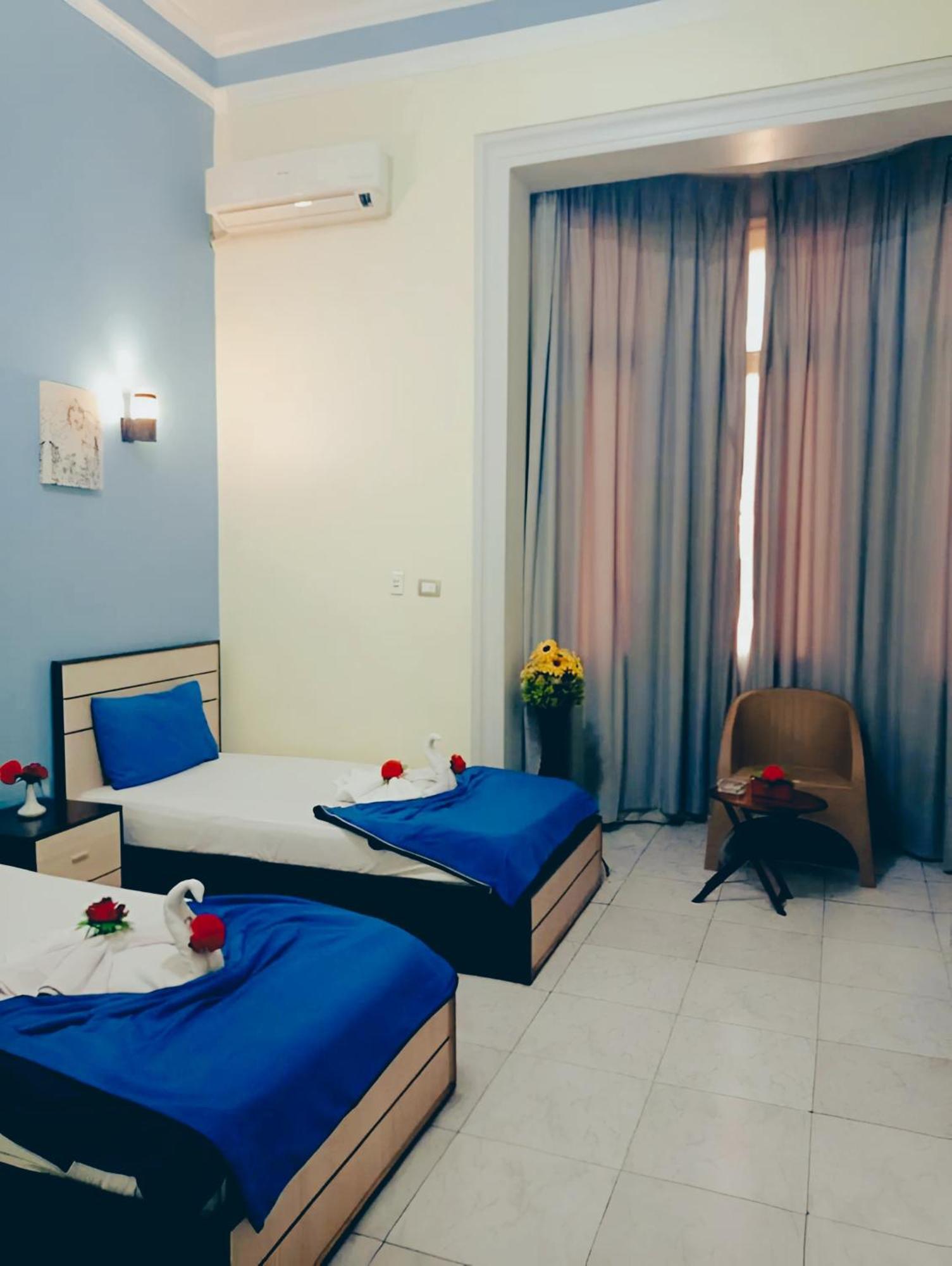 Hostgram Hotel Cairo Exterior photo